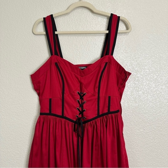 NWT Hot Topic Red & Black Velvet Print Border Fit & Flare Dress, Size XL - Picture 2 of 12